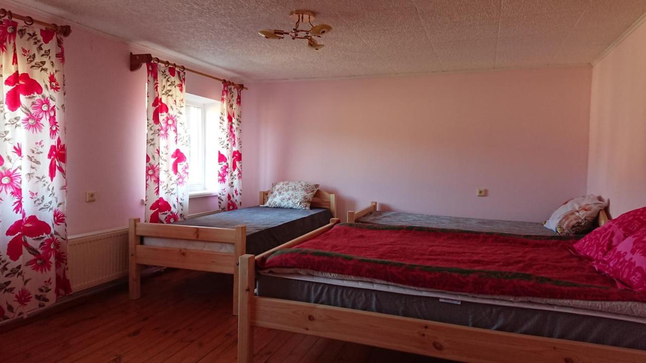 Dzivoklis Pirmie Zalmezi Apartment Jurkalne Ngoại thất bức ảnh