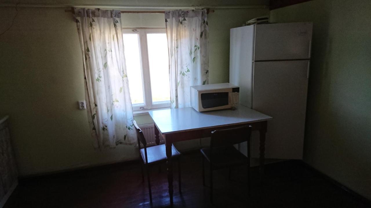 Dzivoklis Pirmie Zalmezi Apartment Jurkalne Ngoại thất bức ảnh